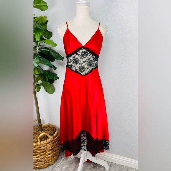 Victoria's Secret Vintage Gold Label Red Lace Slip Dress - Picture 2 of 8